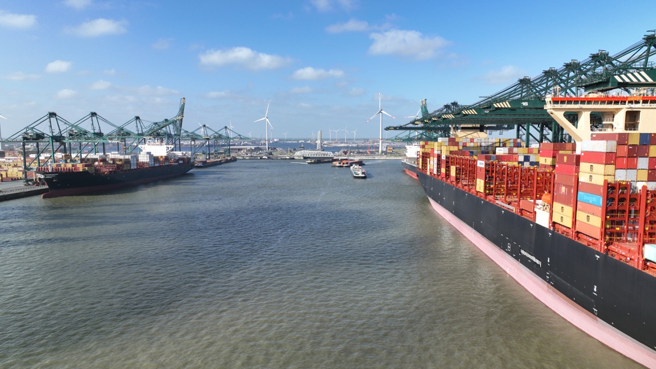 Deurganckdok De Scheldehelden 2 groot